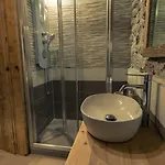 Casa Ekharle -