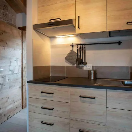 Casa Ekharle - 3*