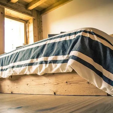 Casa Ekharle - 招待所 Rotzo